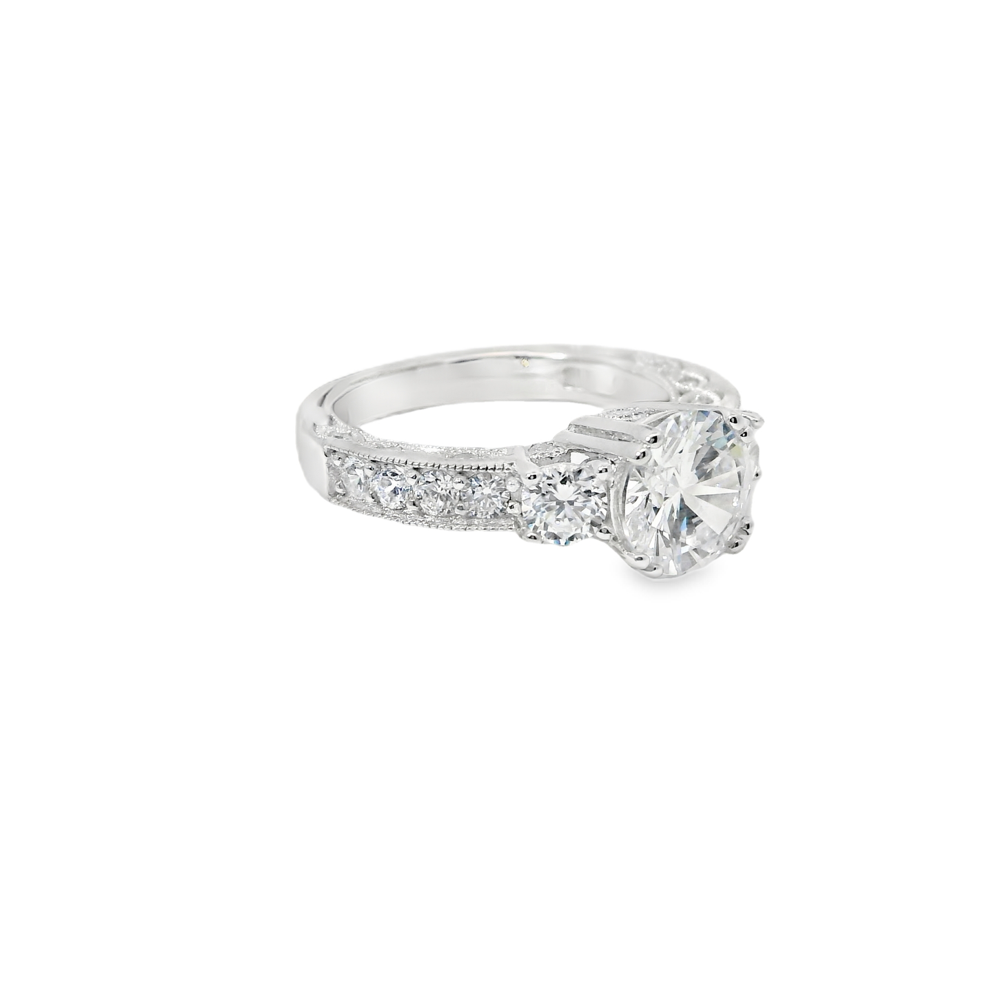 Elegant Diamond Engagement Ring