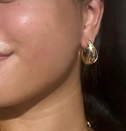 Thin to thick Hoop - AE13897