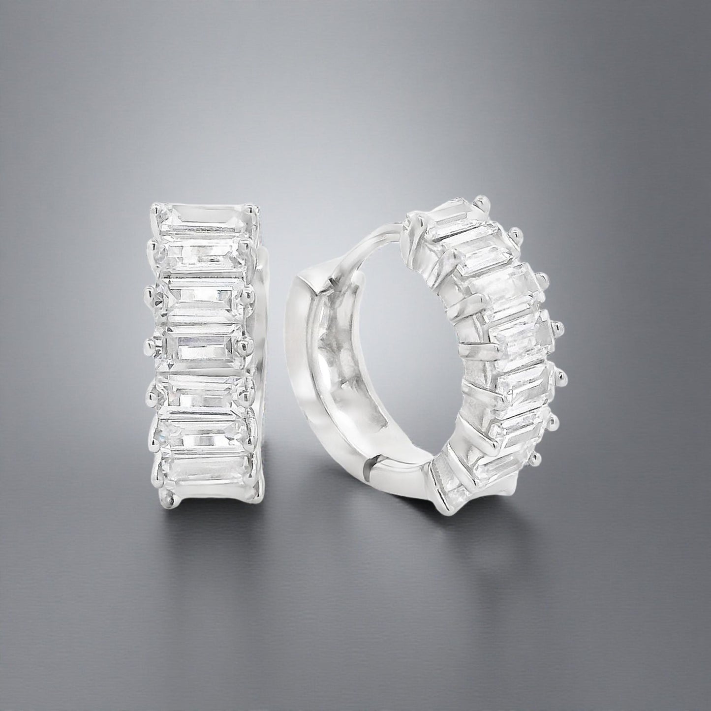 Chunky Baguette Mini Hoop - KE191089