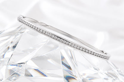Channel Set 1 Row Bangle - KAN47130