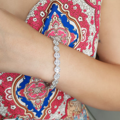 Elegant Marquise Cluster Bracelet - KB33134