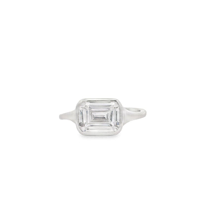 Bezel Emerald Cut Ring - KR661013