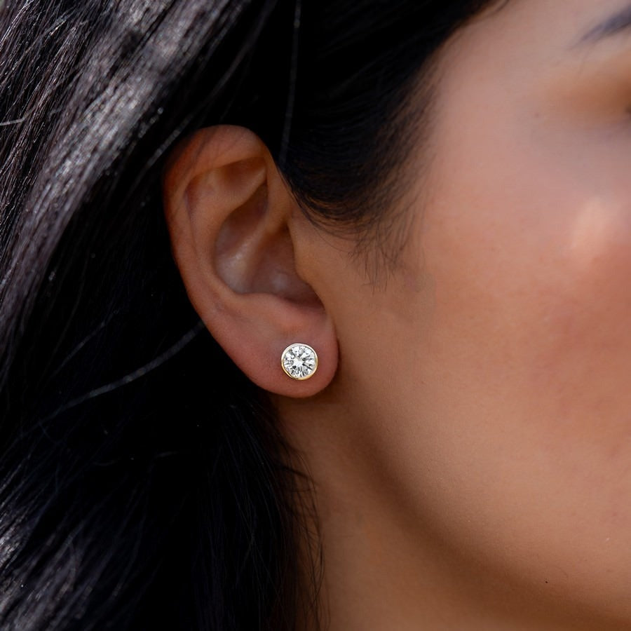 Round Bezel Diamond Studs -