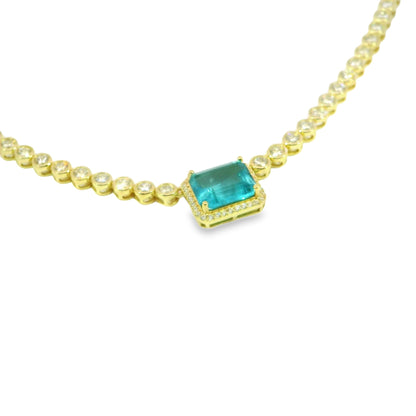 Halo Emerald Middle Elegant Bezel Tennis Necklace - KN22330