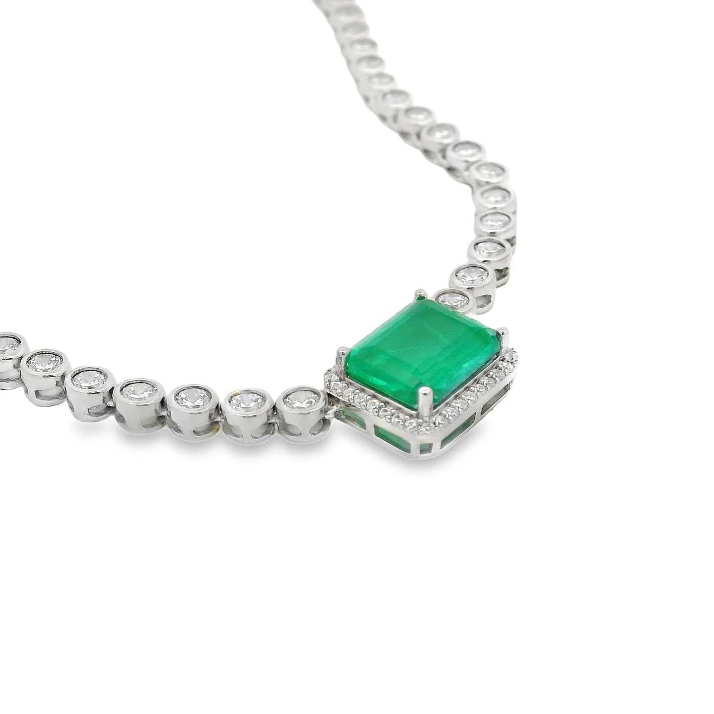 Halo Emerald Middle Elegant Bezel Tennis Necklace - KN22330