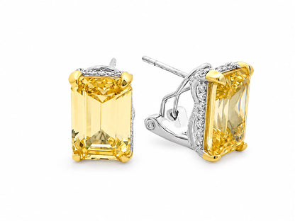 Mini Emerald Cut with Halo Stud - KE192045