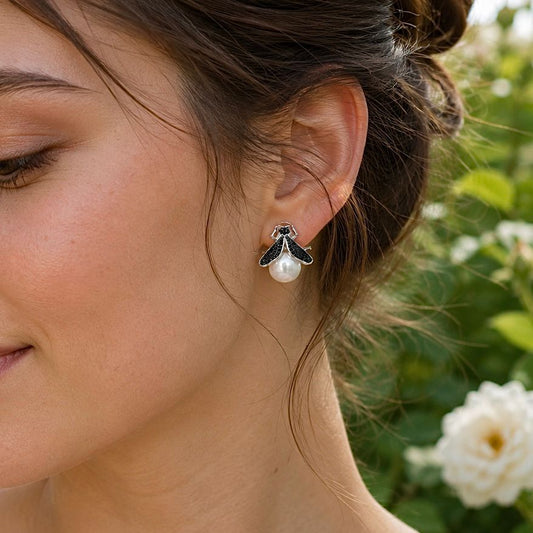 Bee Pearl Earring - AE15694EW *PROMO*