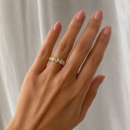 Oval Bezel Eternity Band - KR661011