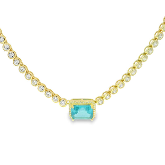 Halo Emerald Middle Elegant Bezel Tennis Necklace - KN22330