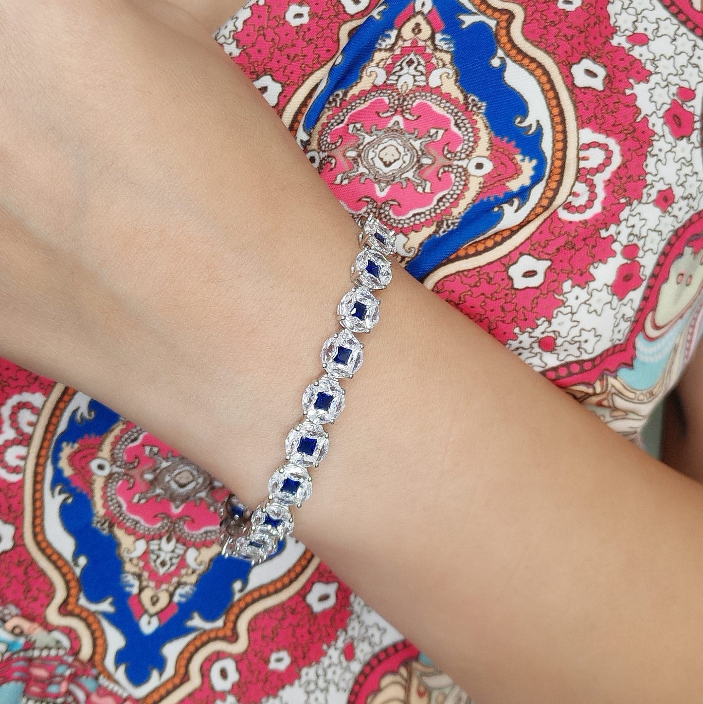 Elegant Marquise Cluster Bracelet - KB33134