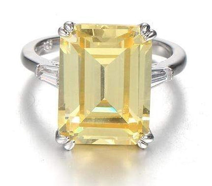 Stunning Emerald-Cut Diamond Ring - KR661001